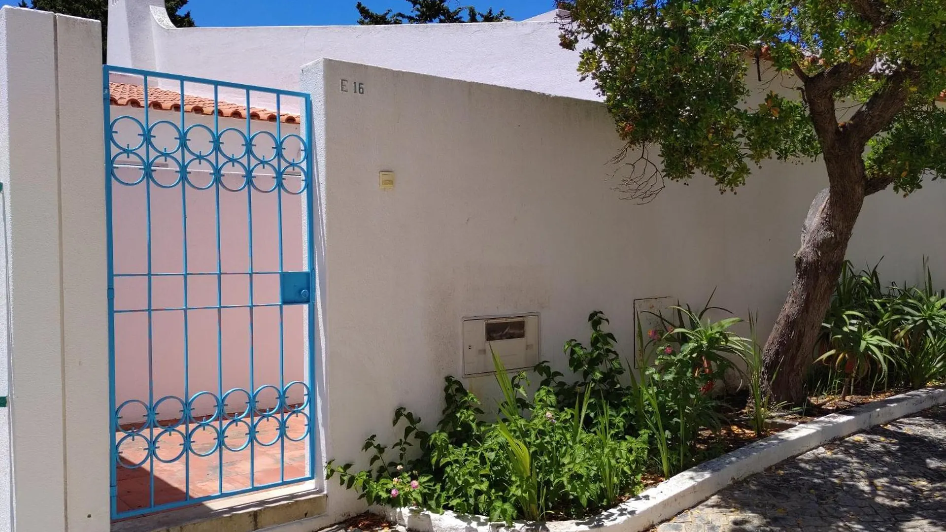 Вилла 433 Casa Pastrano Алвор 0*,  Португалия